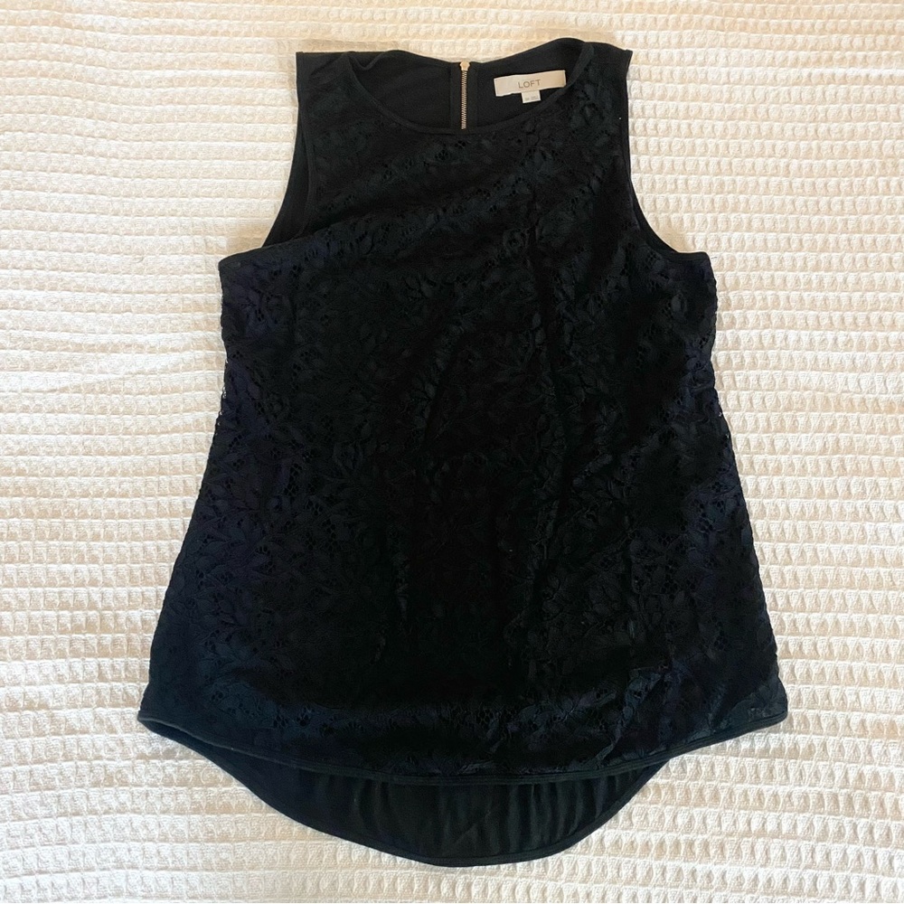 LOFT black lace front sleeveless maternity top size small